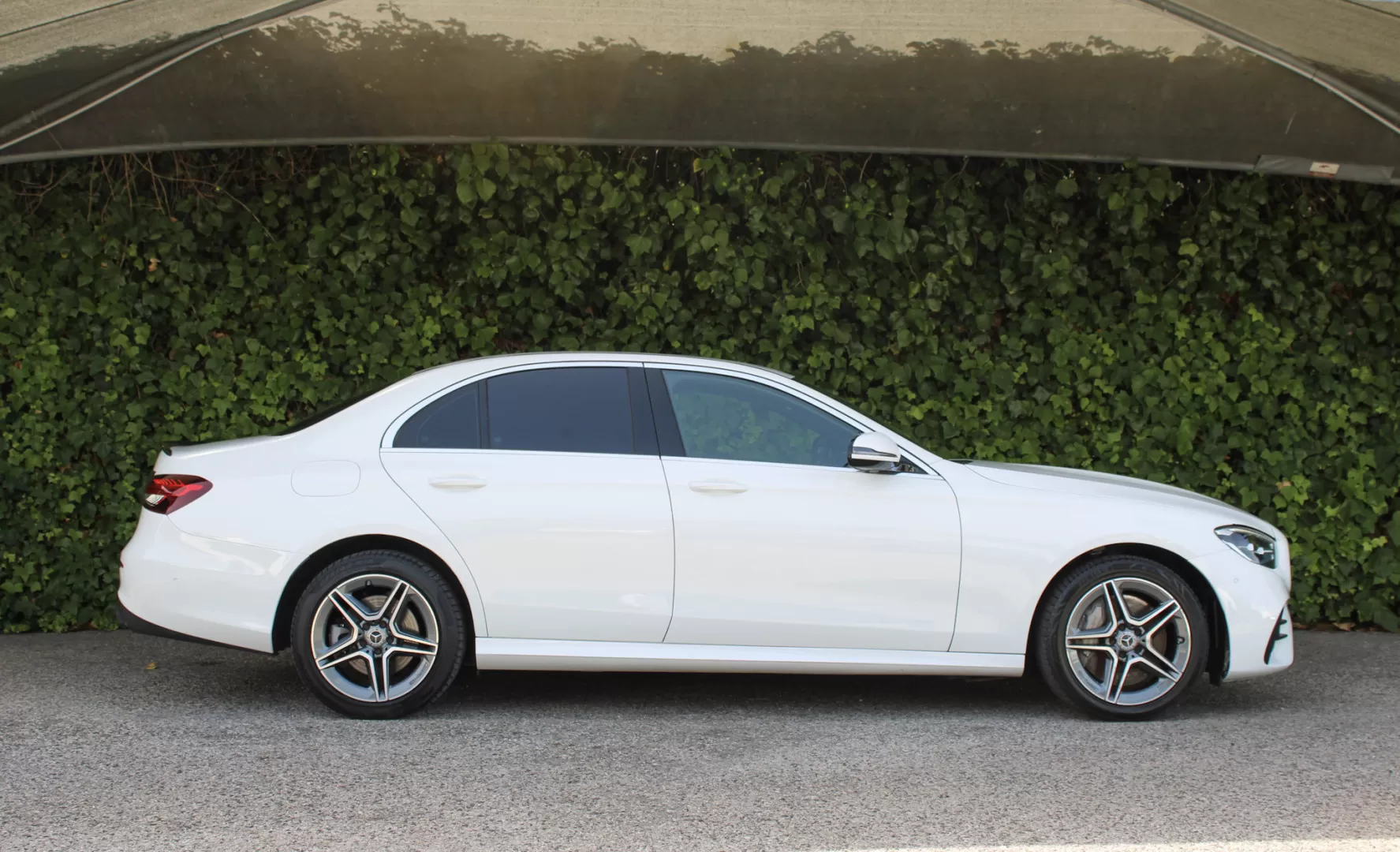 Mercedes-Benz E 300 de AMG Line - foto 6