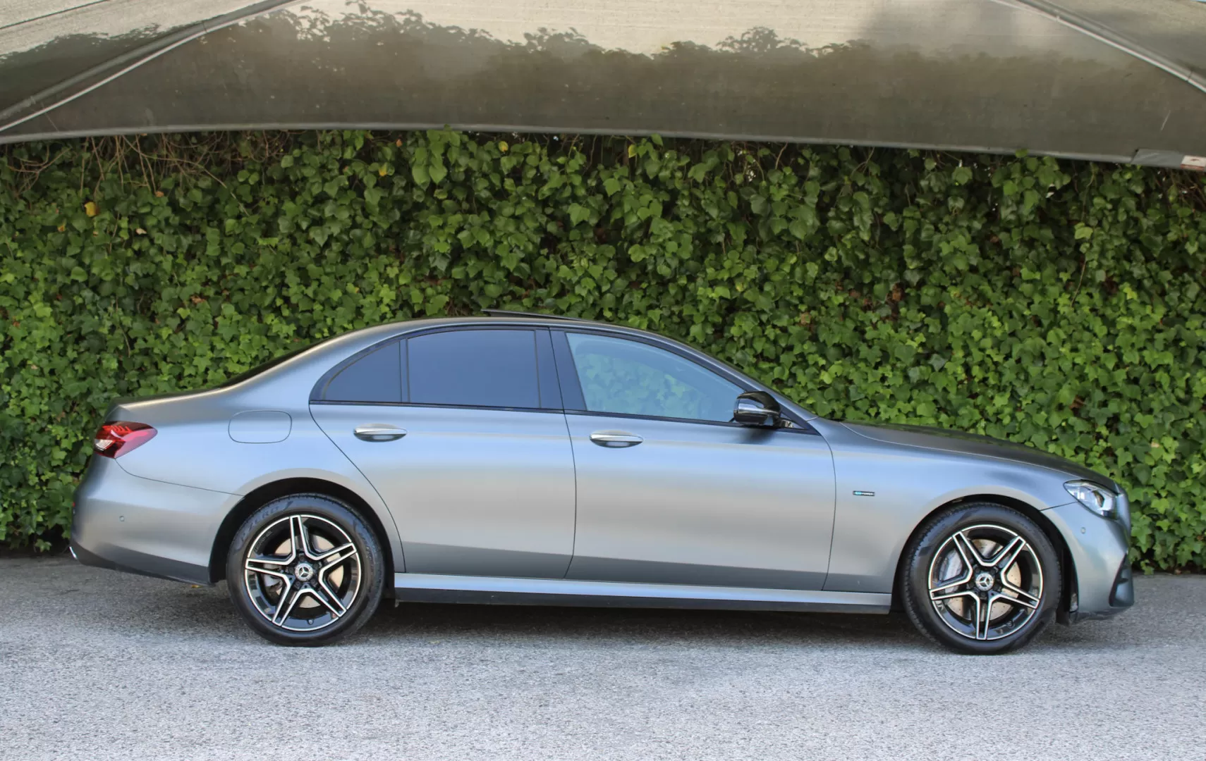 Mercedes-Benz E 300 de AMG Line - foto 6