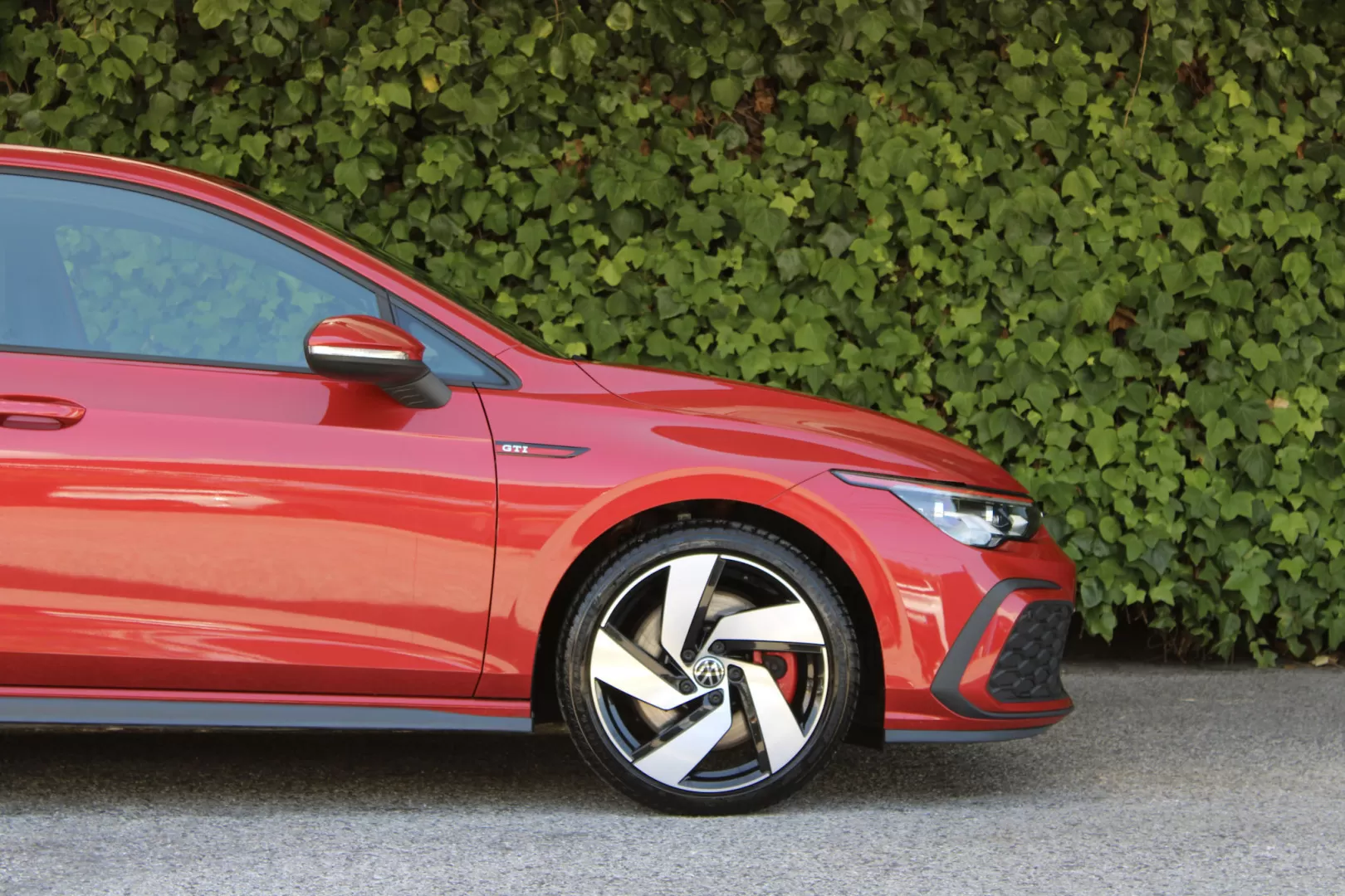 VW Golf 2.0 TSI GTI DSG - foto 6