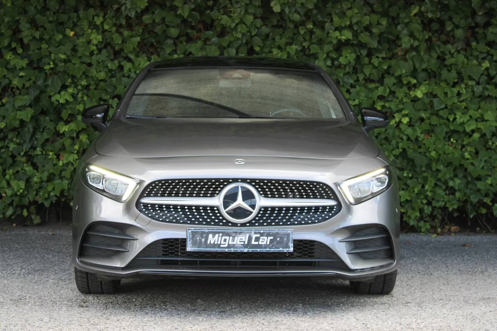 Mercedes-Benz A 250 Limousine e AMG Line - foto 2