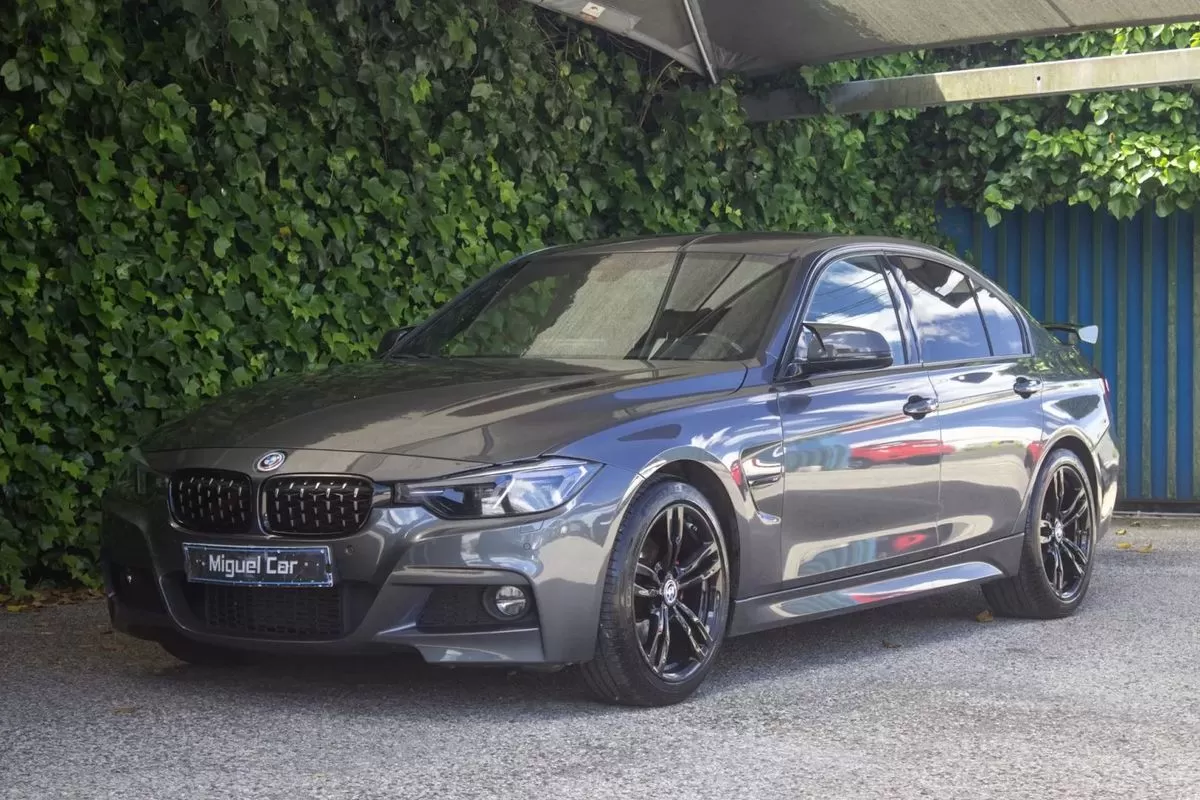 BMW 320 d Auto Pack M - foto 3