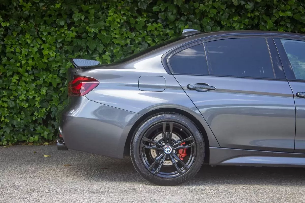 BMW 320 d Auto Pack M - foto 4