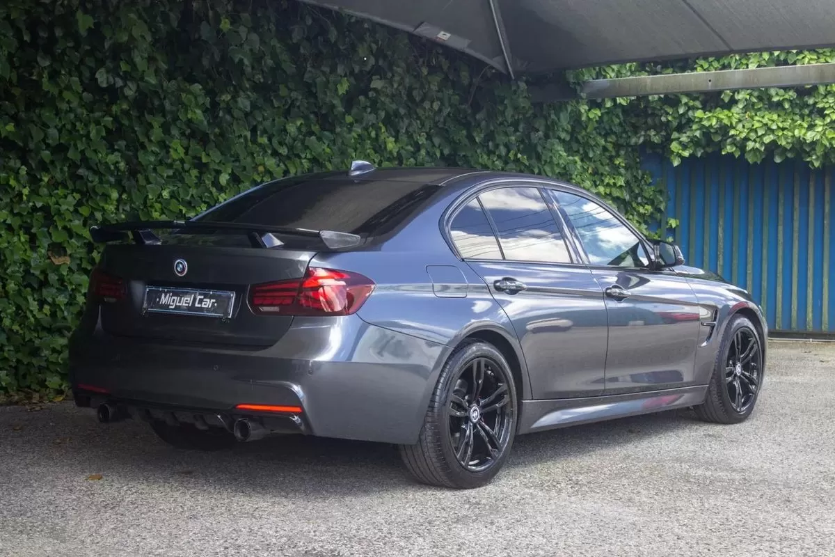 BMW 320 d Auto Pack M - foto 8