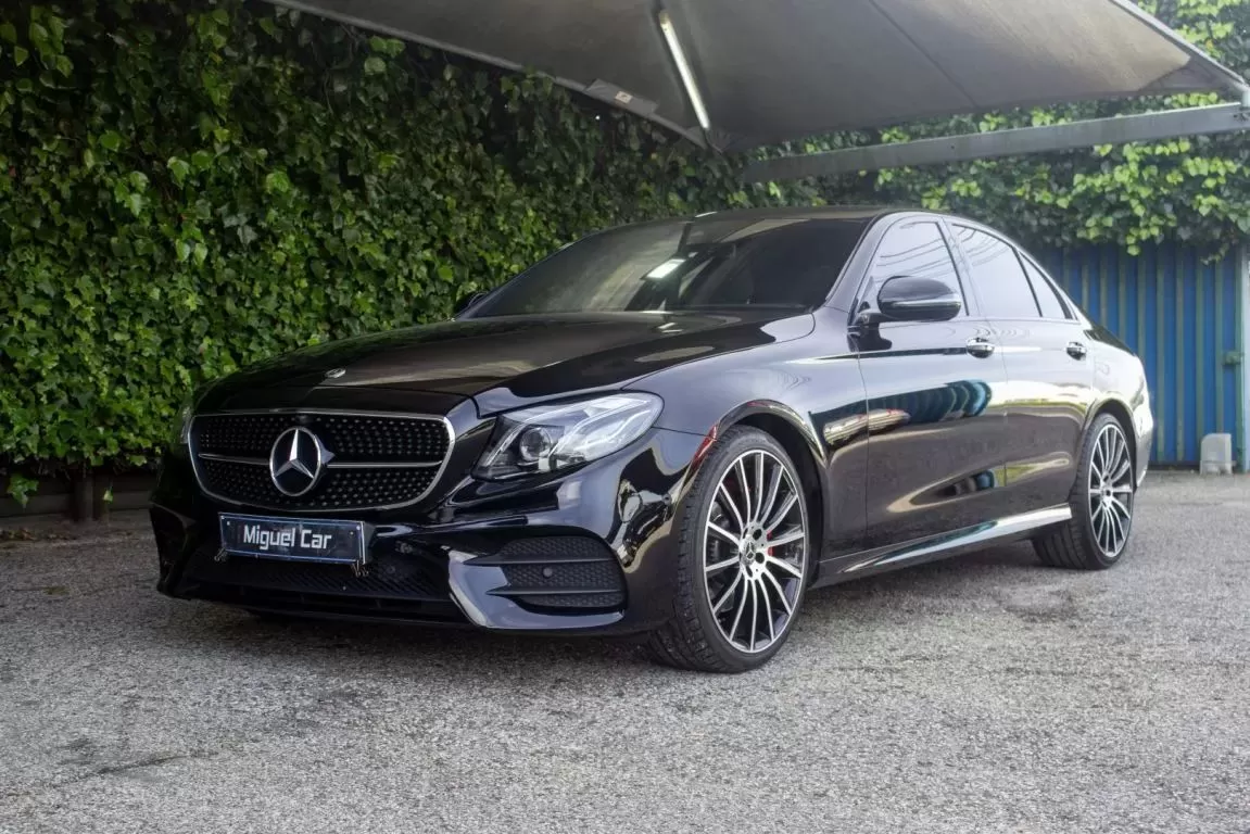 Mercedes-Benz E 300 d AMG Line - foto 3