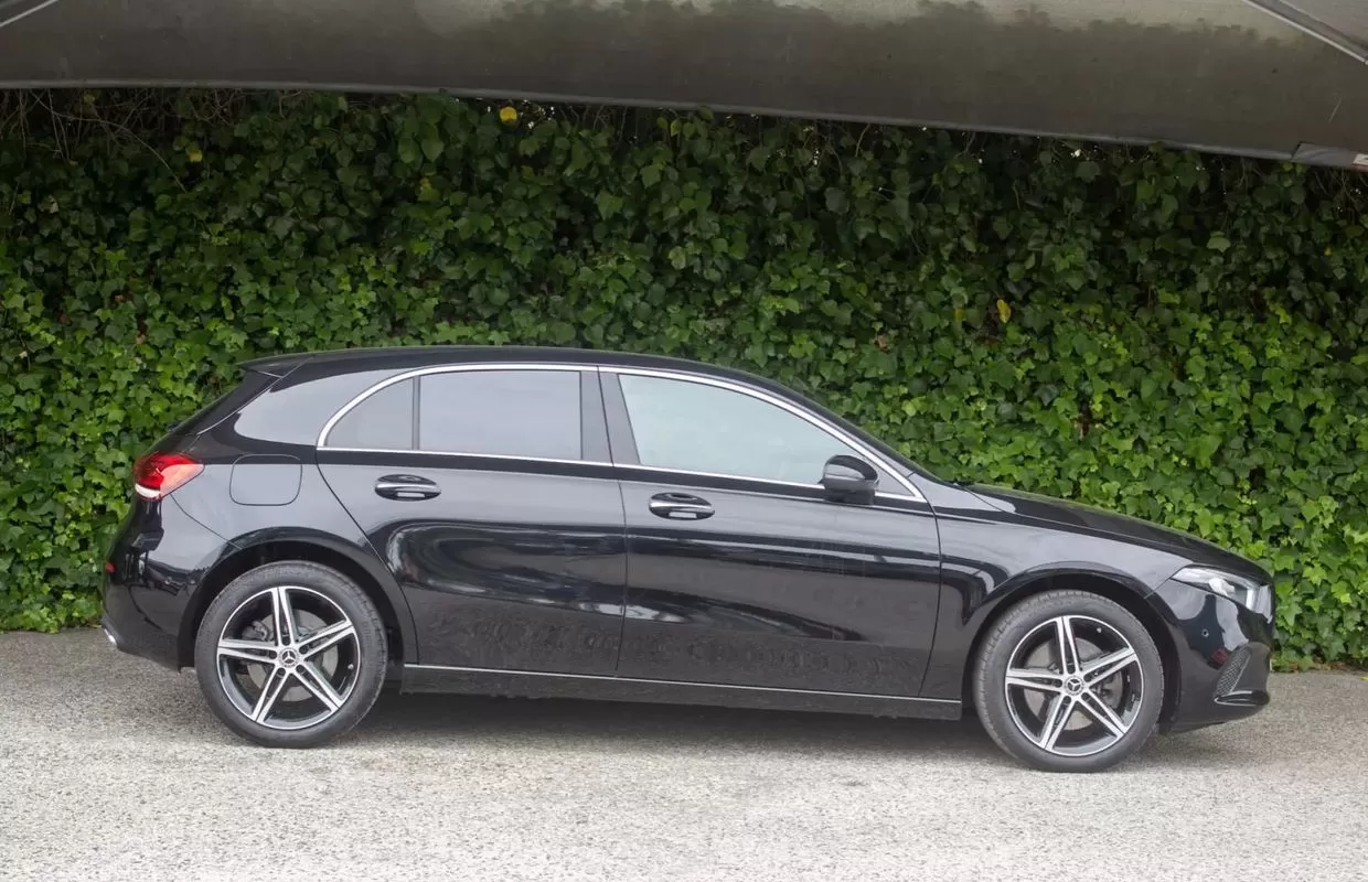 Mercedes-Benz A 250 e AMG Line - foto 6