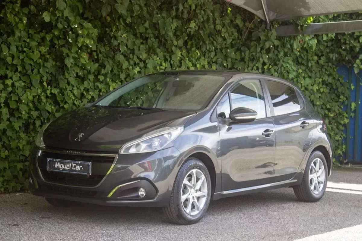 Peugeot 208 1.4 HDi Active - foto 3