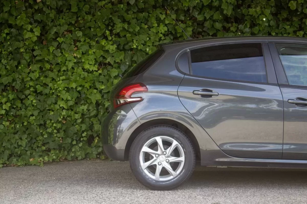 Peugeot 208 1.4 HDi Active - foto 4