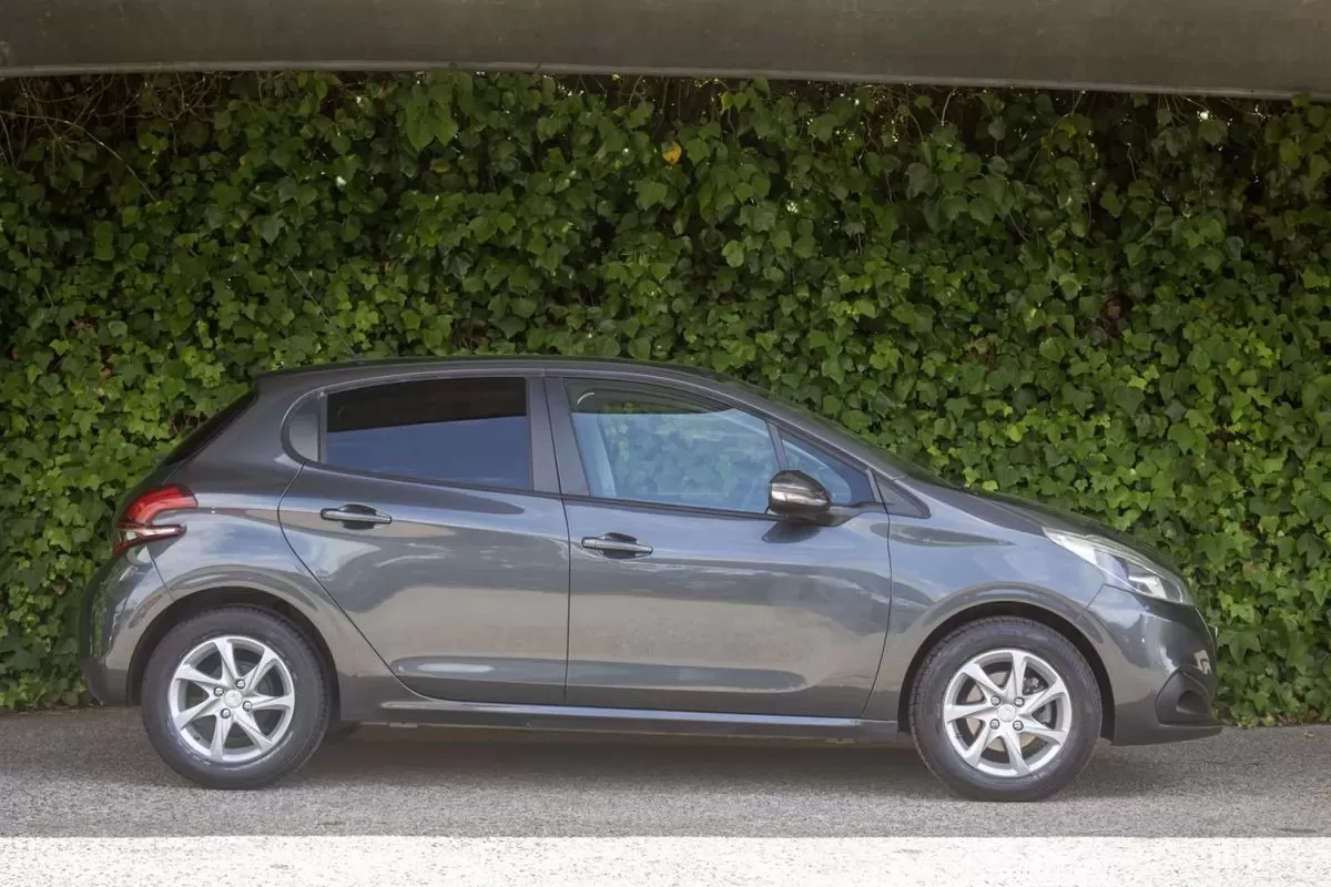 Peugeot 208 1.4 HDi Active - foto 6