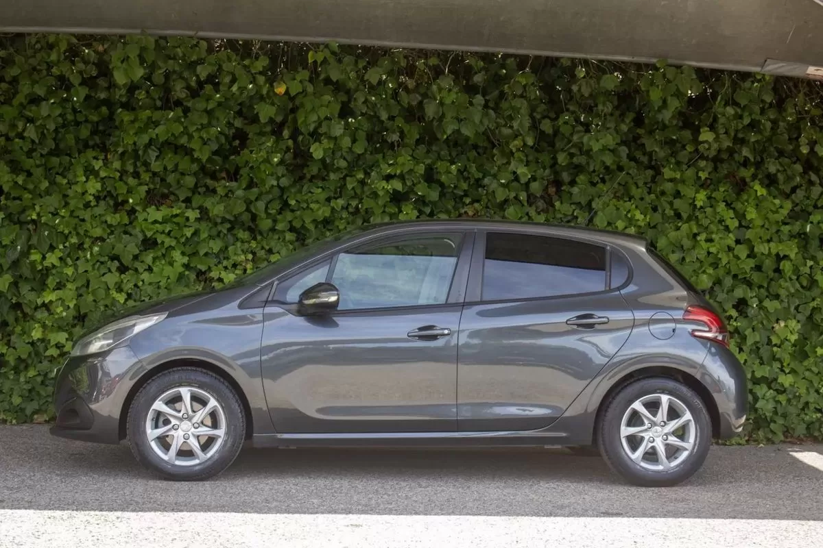 Peugeot 208 1.4 HDi Active - foto 7