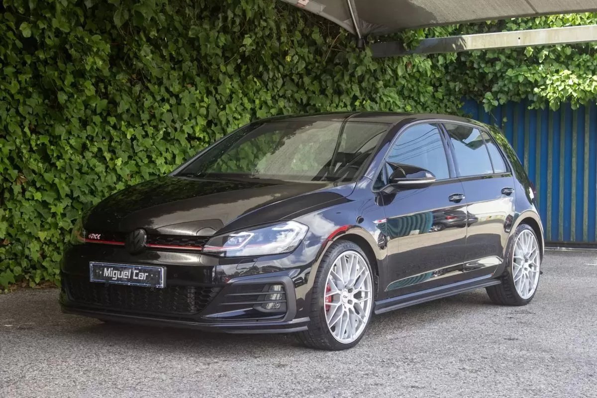 VW Golf 2.0 TSI GTI DSG - foto 3