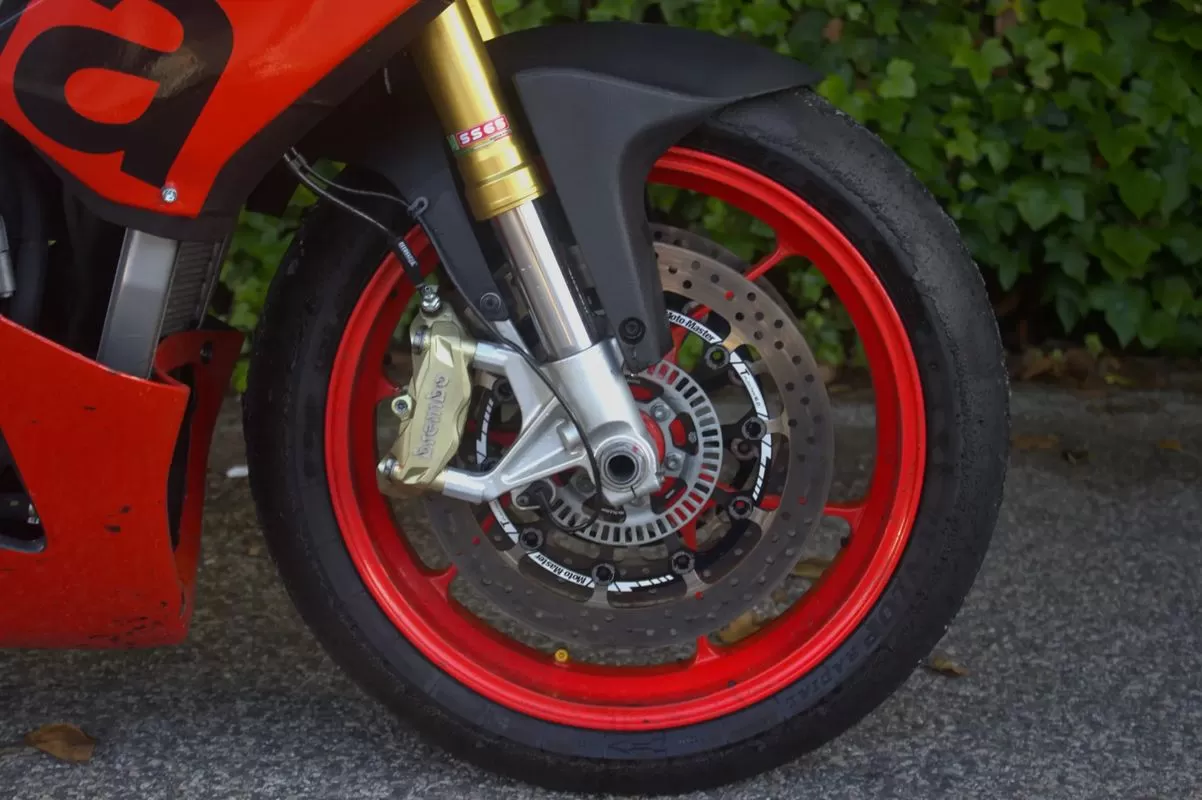 Aprilia Tuono V4 Track day - foto 8