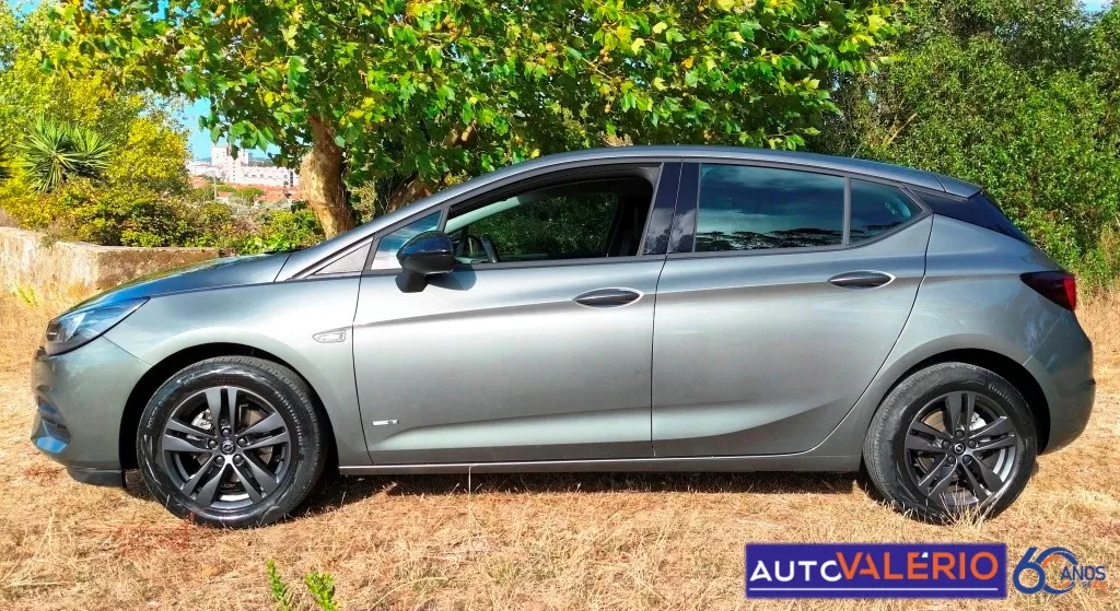 Opel Astra 1.2 T Design & Tech S/S - foto 3