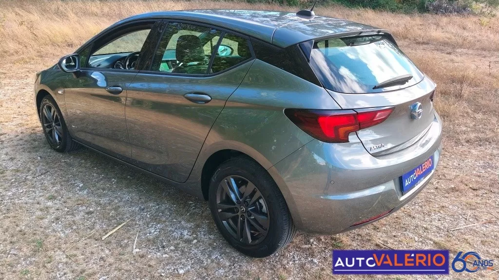 Opel Astra 1.2 T Design & Tech S/S - foto 5