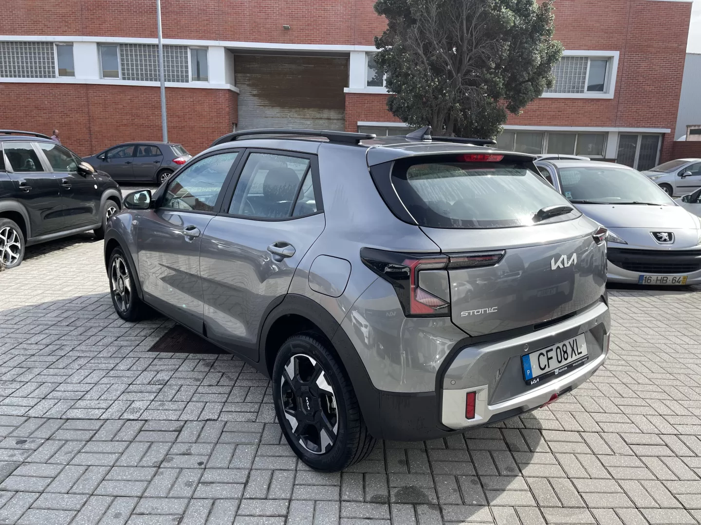 Kia Stonic 1.0 T-GDi Drive - foto 4