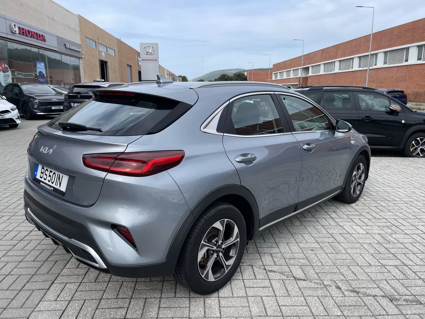 Kia XCeed 1.0 T-GDi Dynamic - foto 6