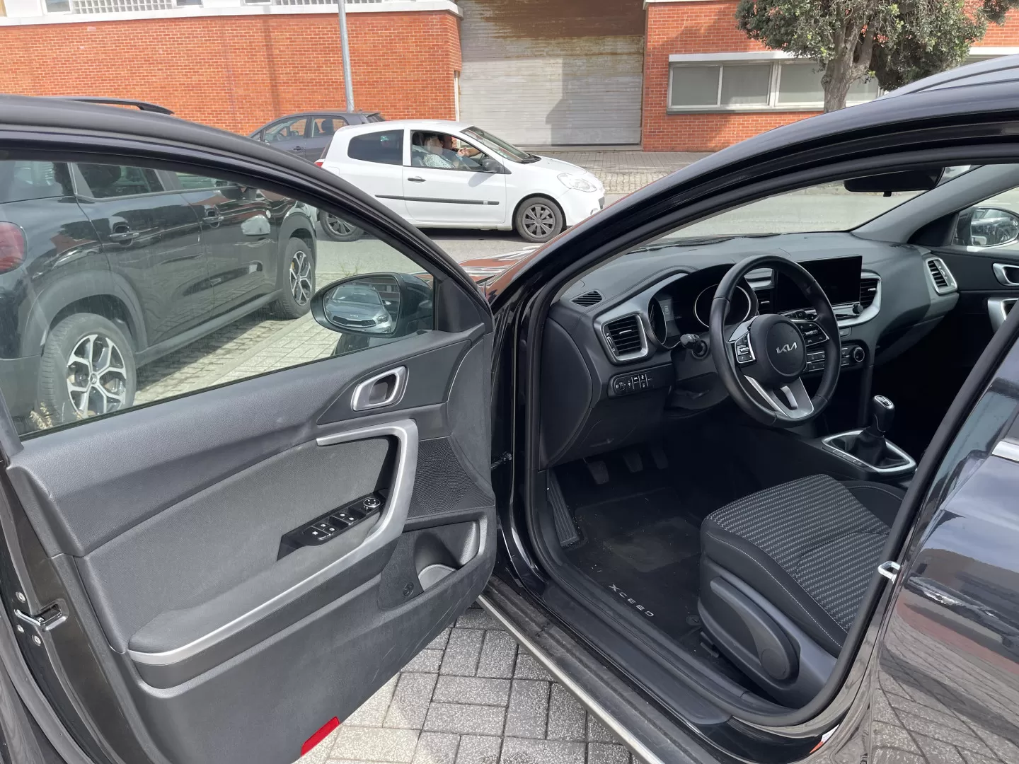 Kia XCeed 1.0 T-GDi Dynamic - foto 8