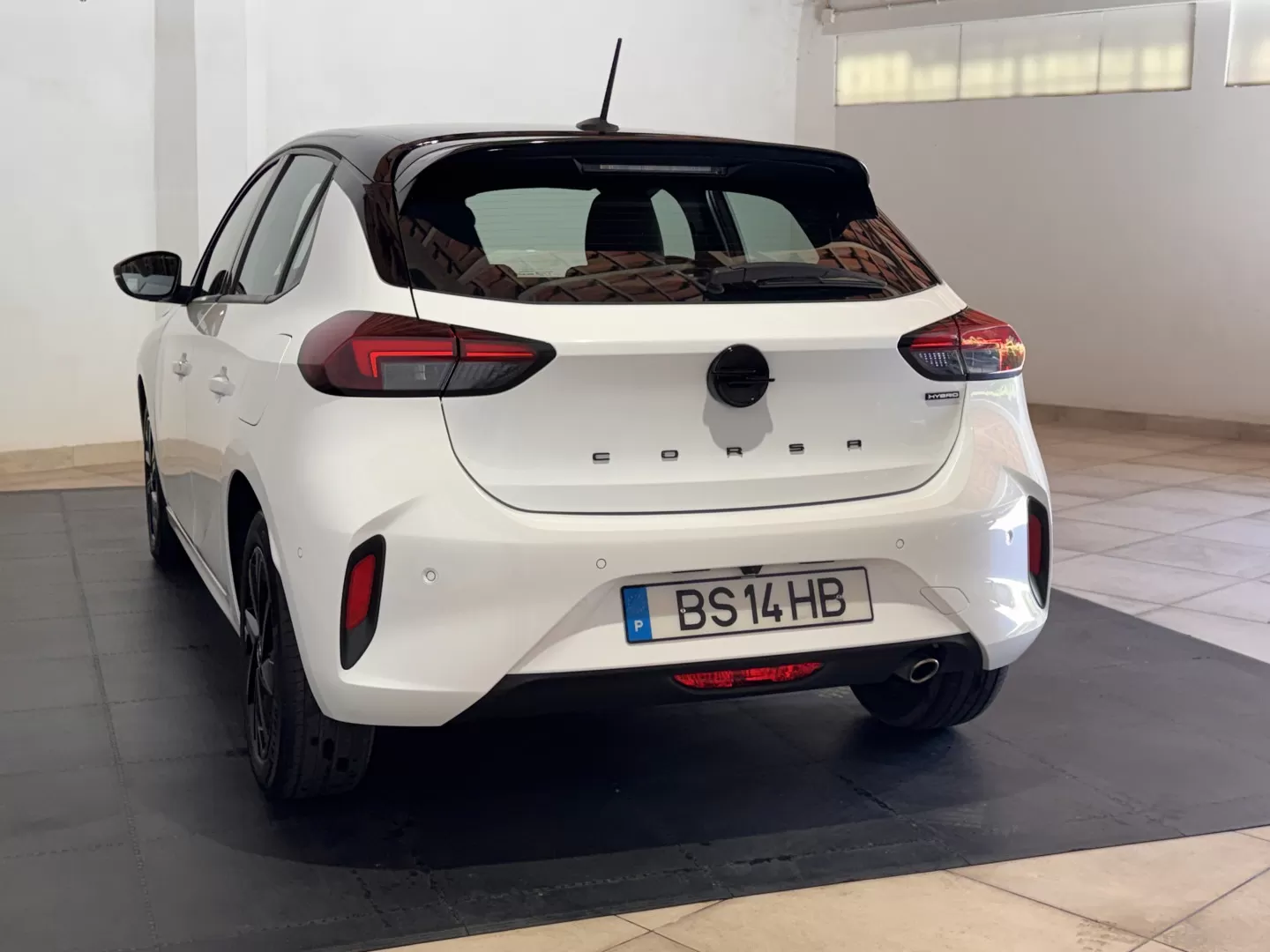Opel Corsa 1.2 T Hybrid GS eDCT - foto 8