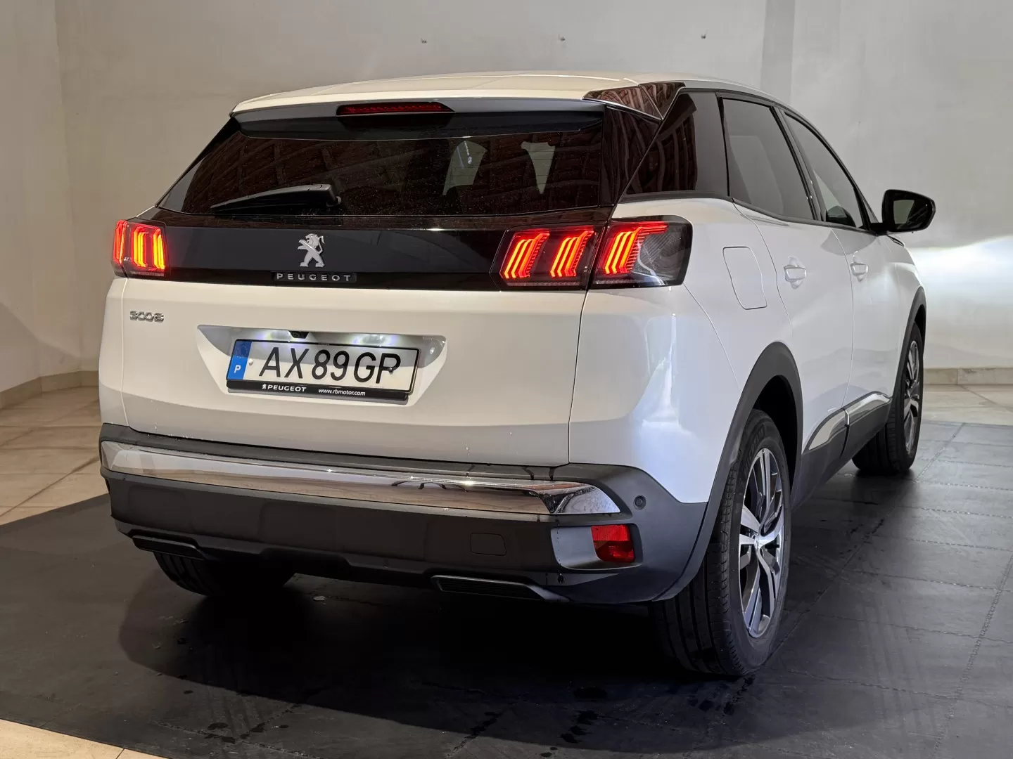 Peugeot 3008 1.5 BlueHDi Allure Pack EAT8 - foto 6