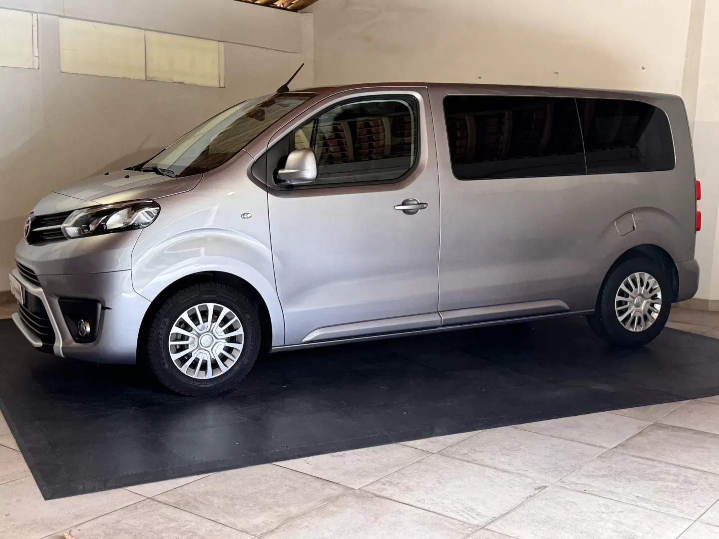 Toyota Proace Verso 2.0 D-4D L1 1.0T Comfort 9L - foto 4