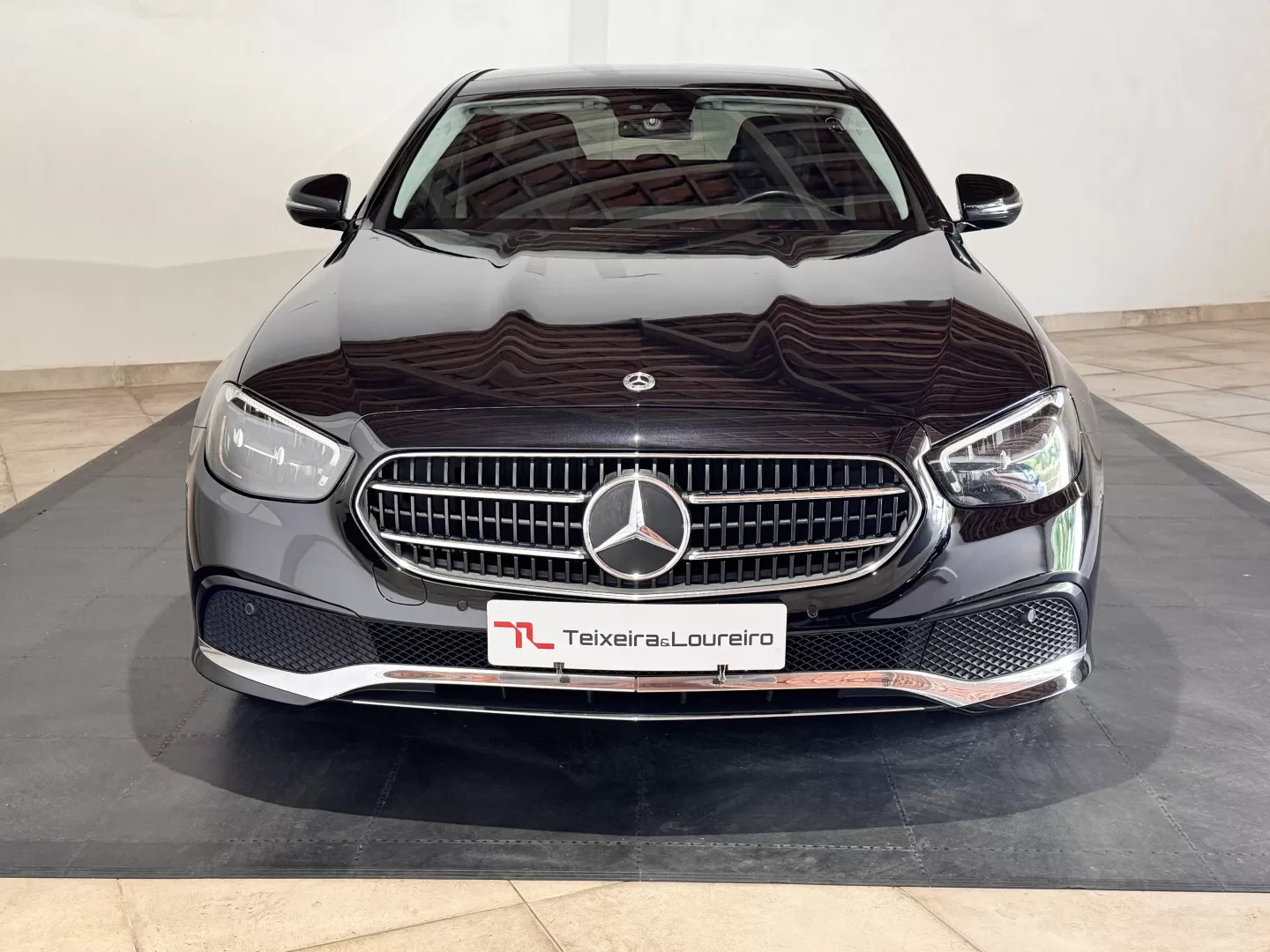 Mercedes-Benz E 220 d Avantgarde - foto 2