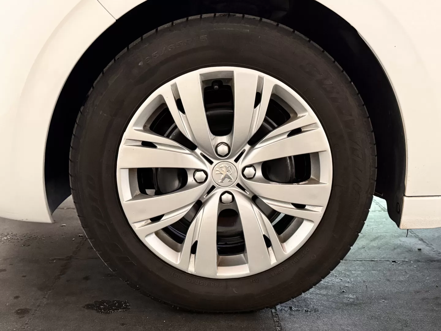 Peugeot 208 1.2 PureTech Active - foto 8