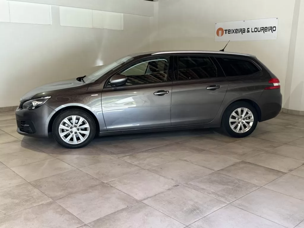 Peugeot 308 SW 1.2 PureTech Style - foto 4