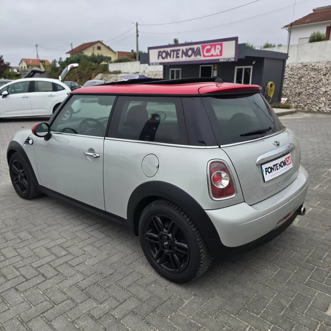 MINI 3 Portas Cooper D - foto 3