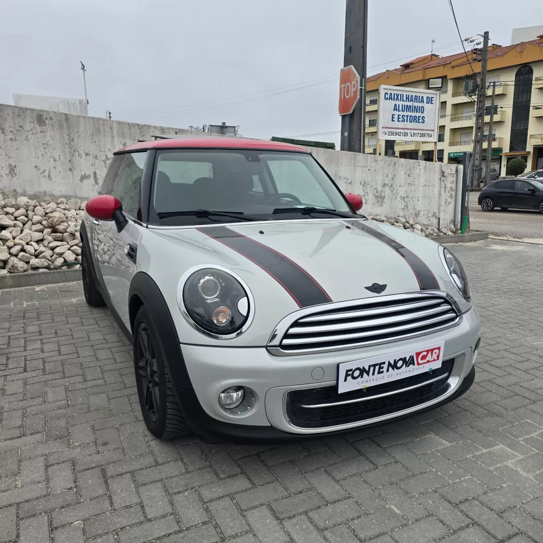 MINI 3 Portas Cooper D - foto 2
