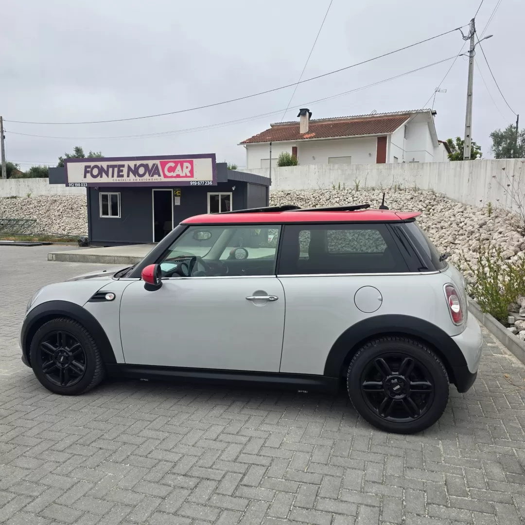 MINI 3 Portas Cooper D - foto 6