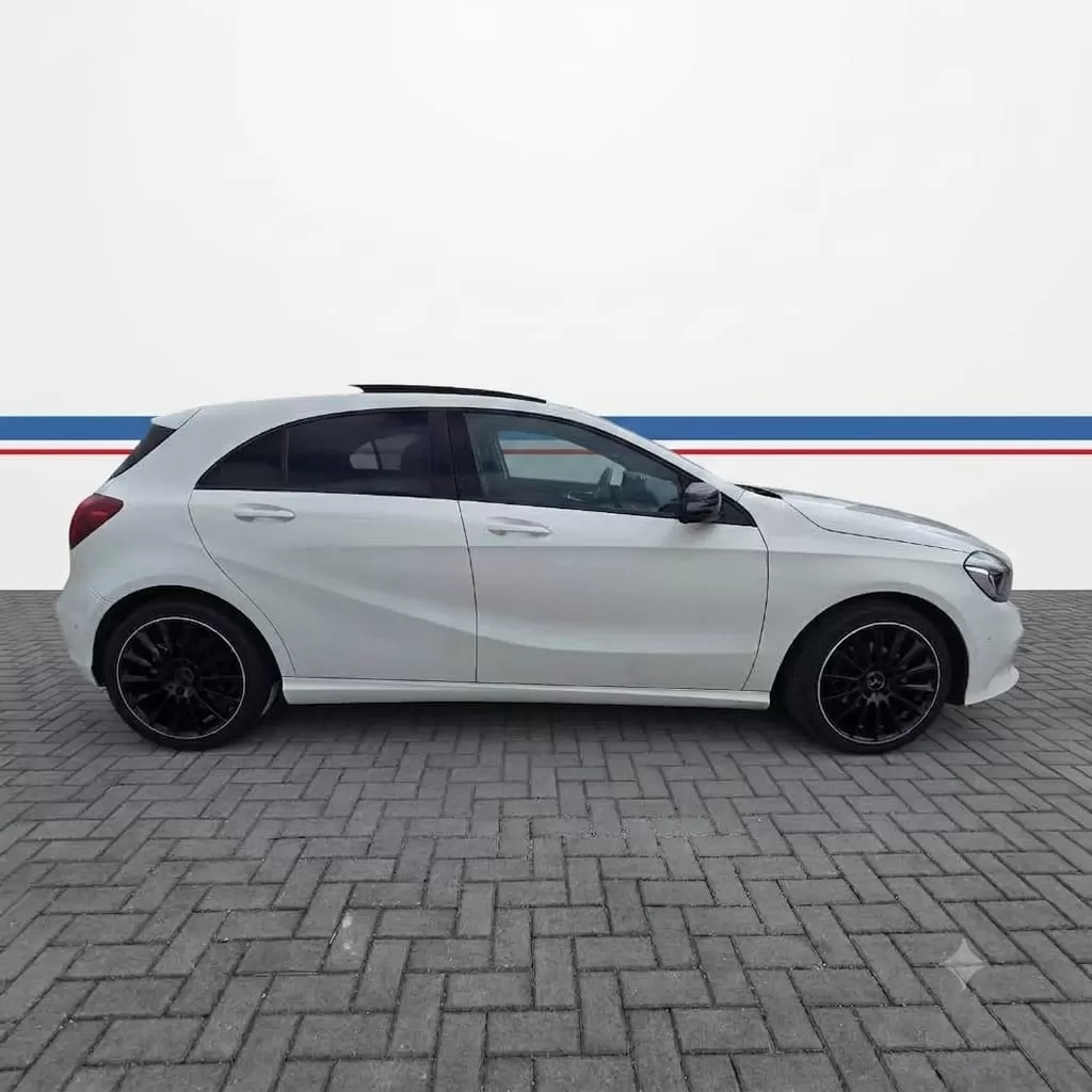 Mercedes-Benz A 180 CDI (BlueEFFICIENCY) Urban - foto 3