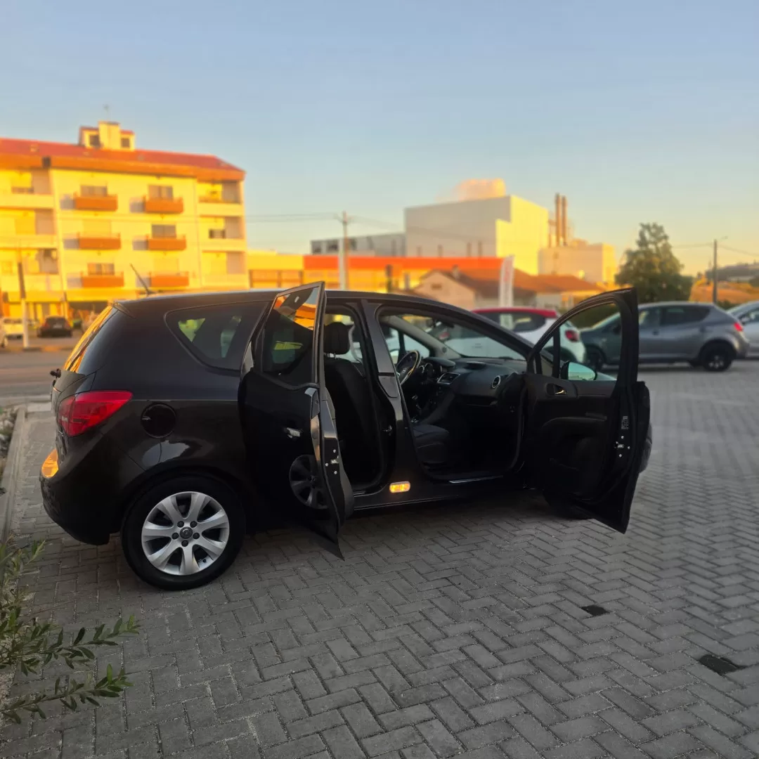 Opel Meriva 1.3 CDTi Enjoy ecoFLEX - foto 8