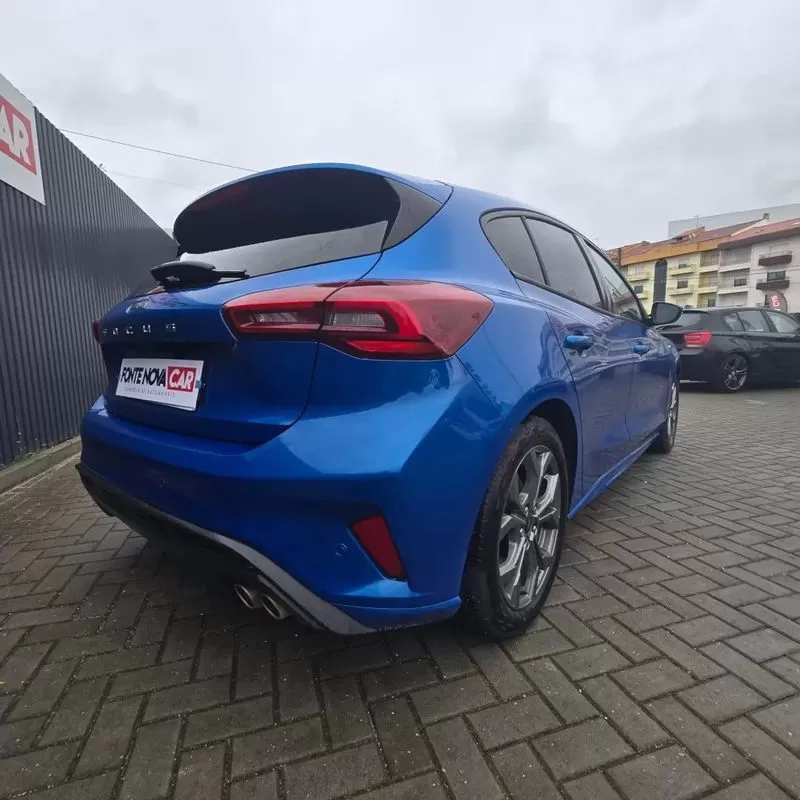 Ford Focus 1.0 EcoBoost MHEV ST-Line X Aut. - foto 5