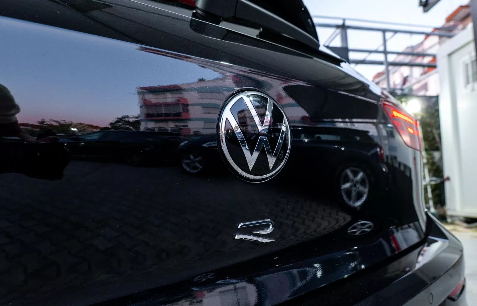 VW Golf 2.0 TSI R DSG - foto 5