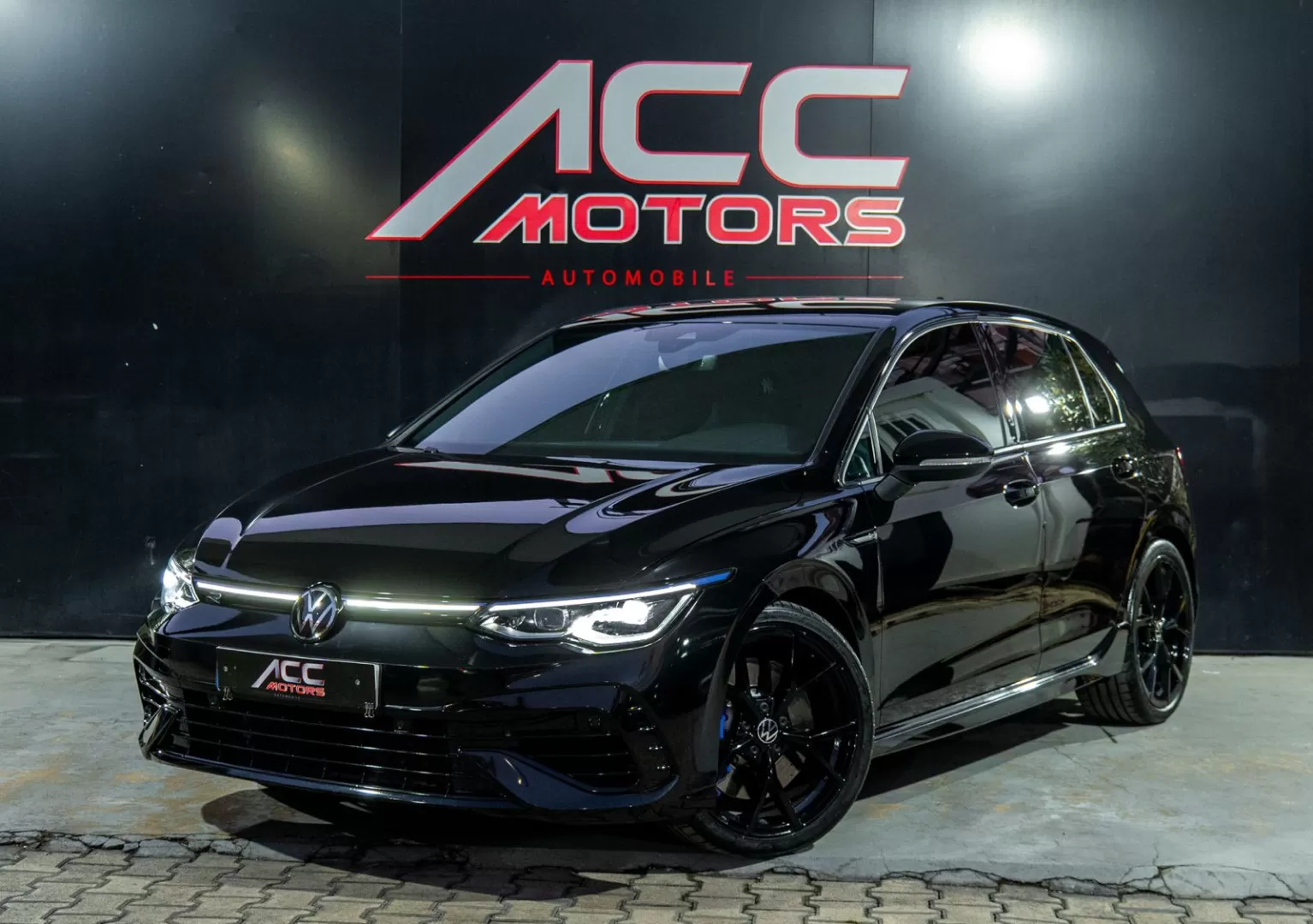 VW Golf 2.0 TSI R DSG