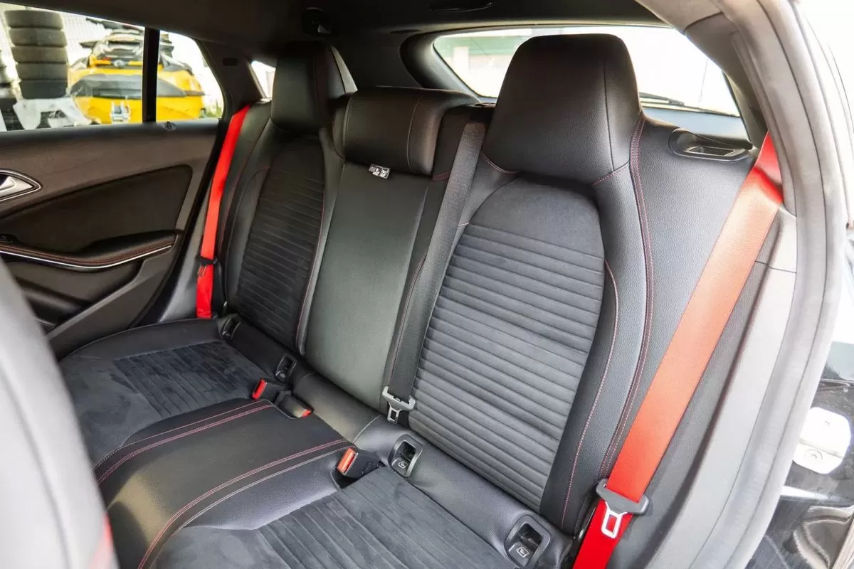 Mercedes-Benz CLA 45 AMG AMG - foto 8