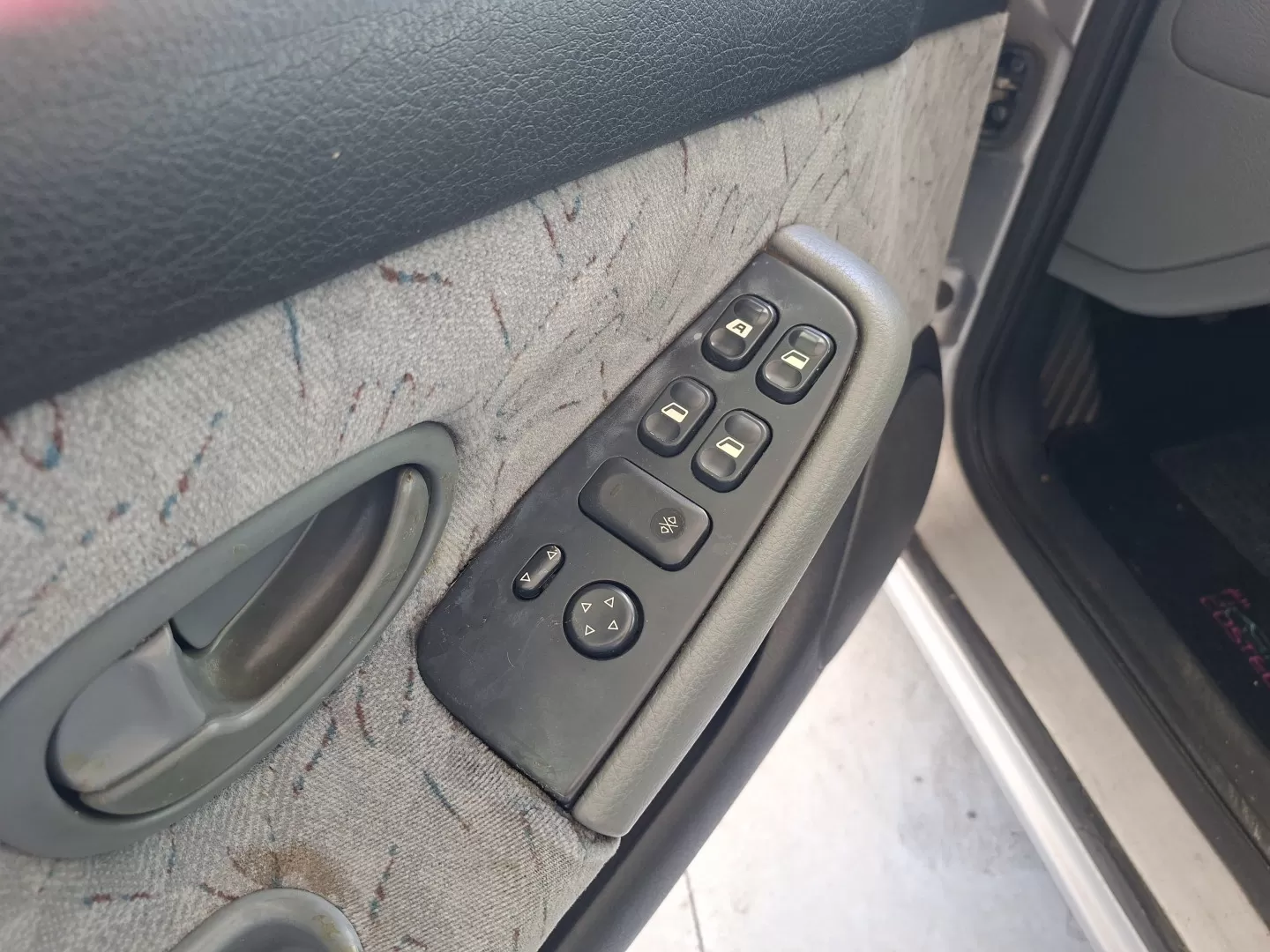 Peugeot 406 1.9 STDT - foto 7
