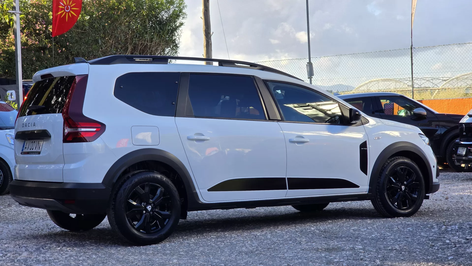 Dacia Jogger 1.0 ECO-G Extreme+ Up&Go 7L Bi-Fuel - foto 3