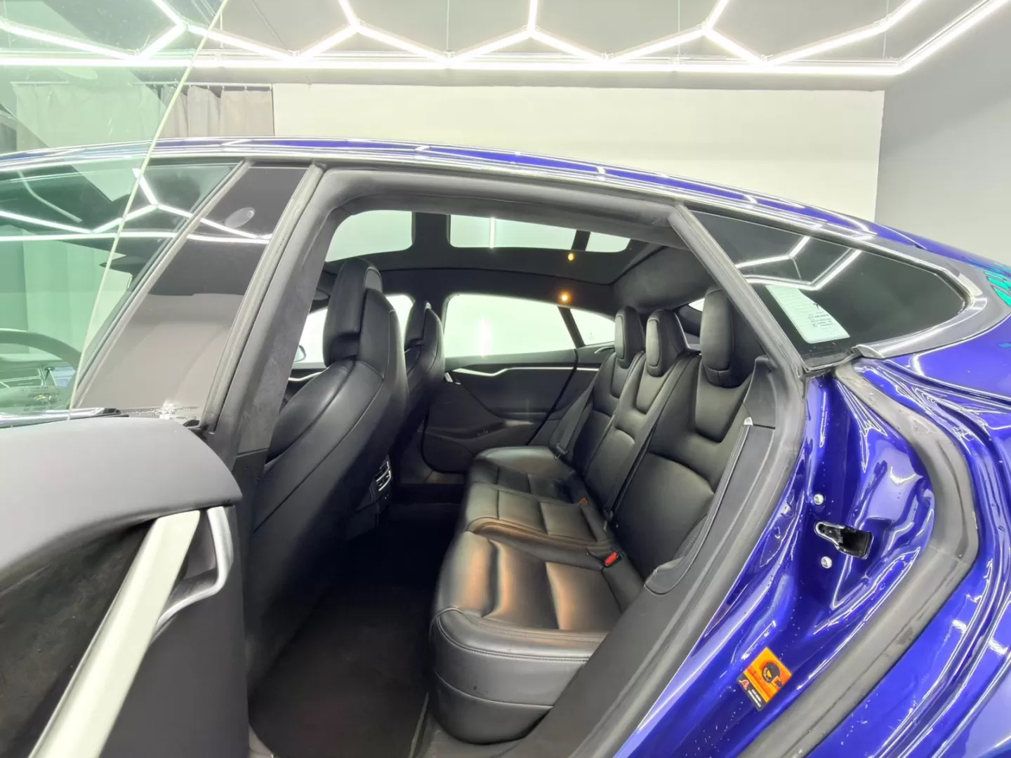 Tesla Model S 75 - foto 8