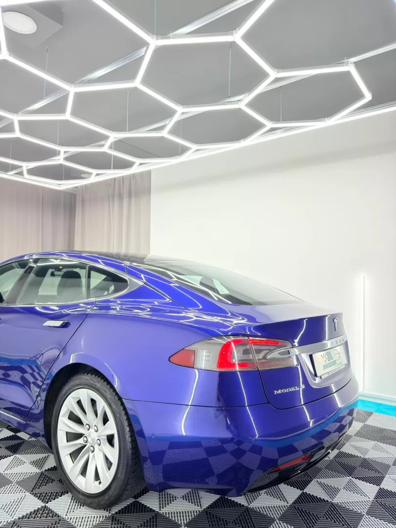 Tesla Model S 75 - foto 6