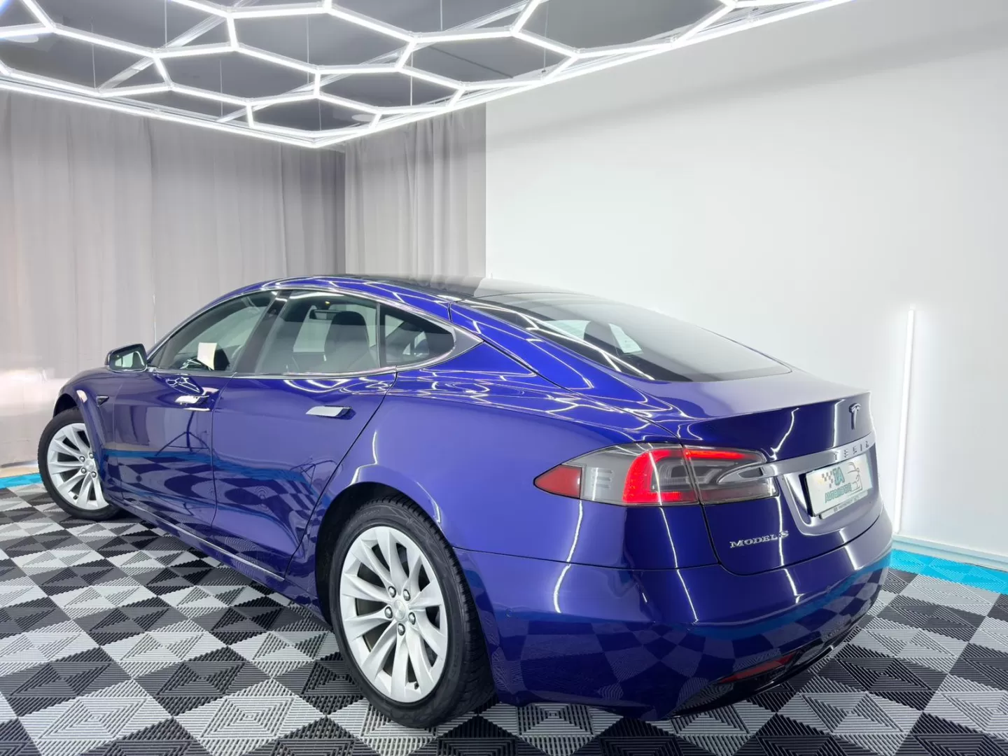 Tesla Model S 75 - foto 5