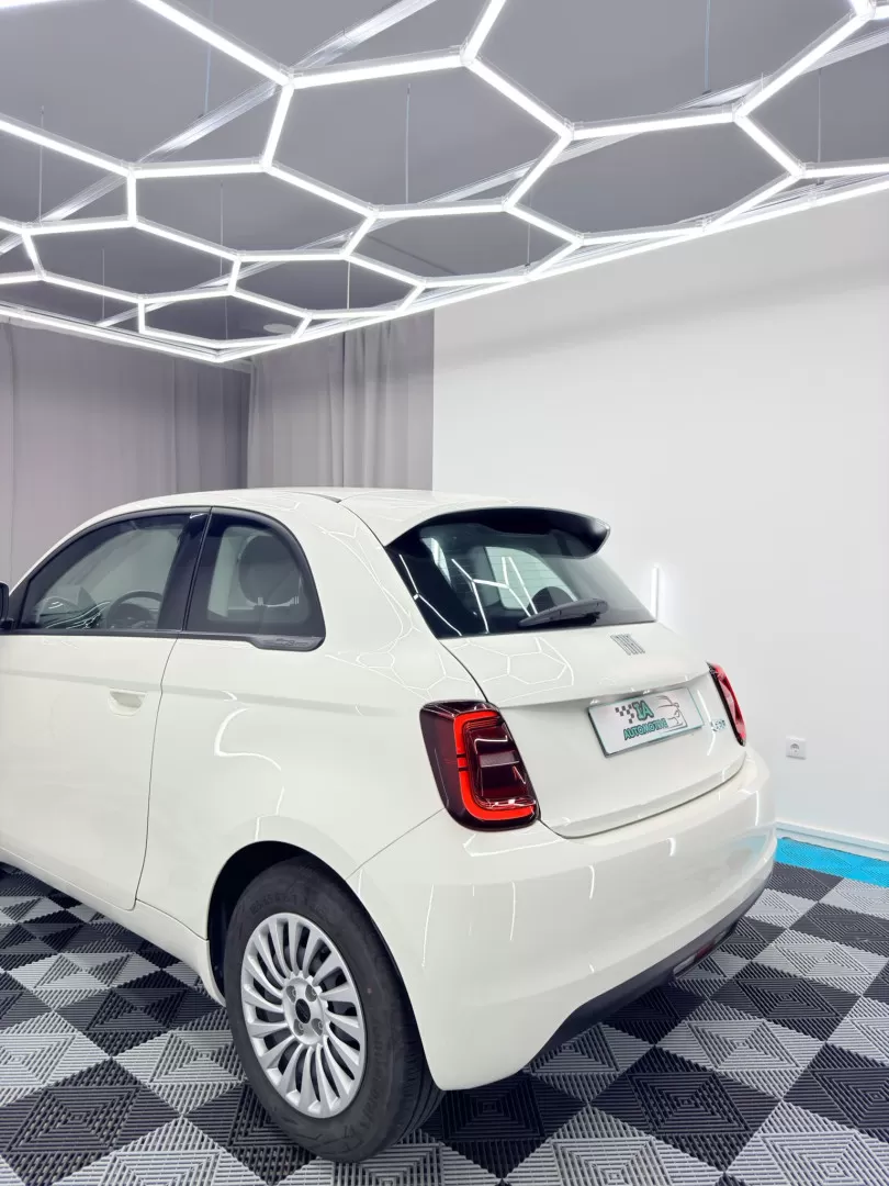 Fiat 500e Action - foto 6