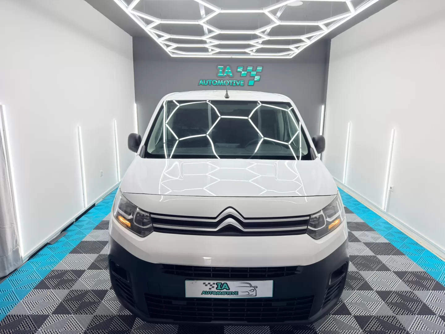 Citroën  Berlingo 1.5 Blue-HDi Club M! - foto 2