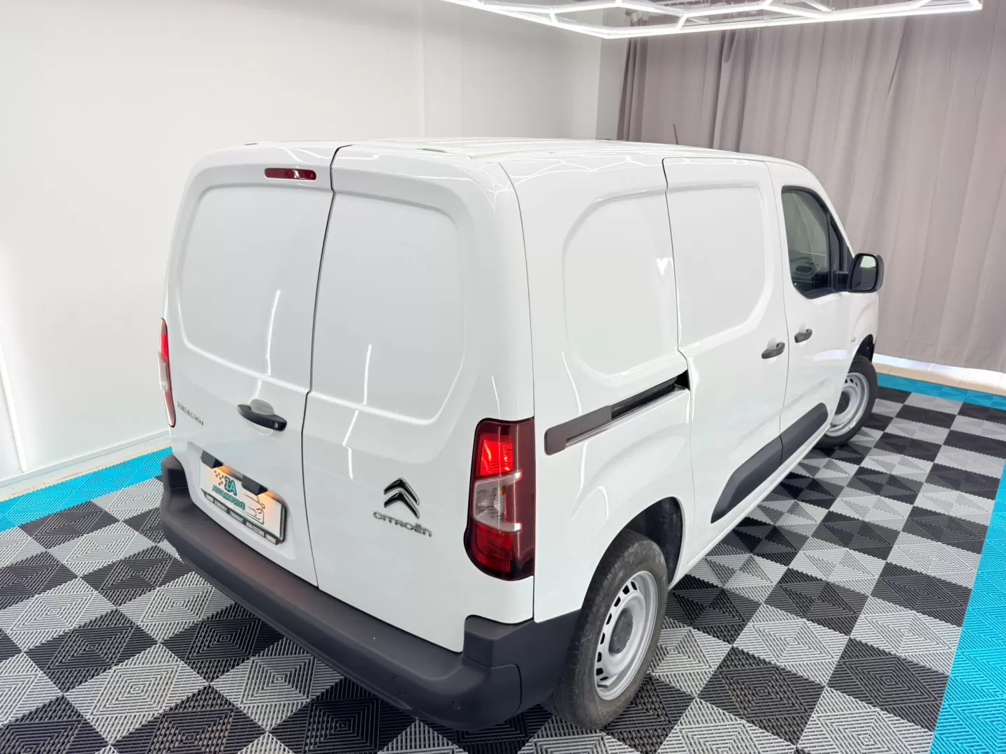Citroën  Berlingo 1.5 Blue-HDi Club M! - foto 8