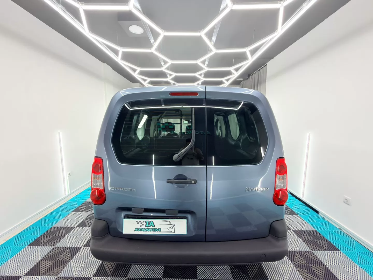 Citroën  BERLINGO 1.6 HDI 3lug - foto 6