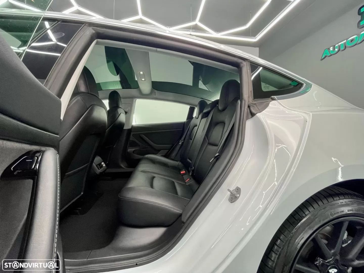 Tesla Model 3 Long-Range Dual Motor AWD - foto 8