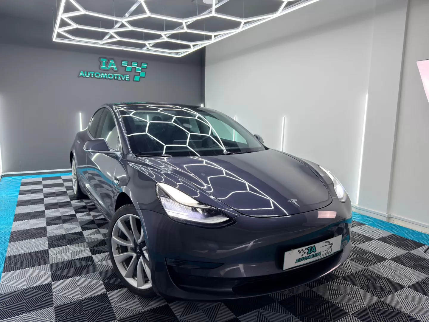 Tesla Model 3 Long-Range Dual Motor AWD - foto 4
