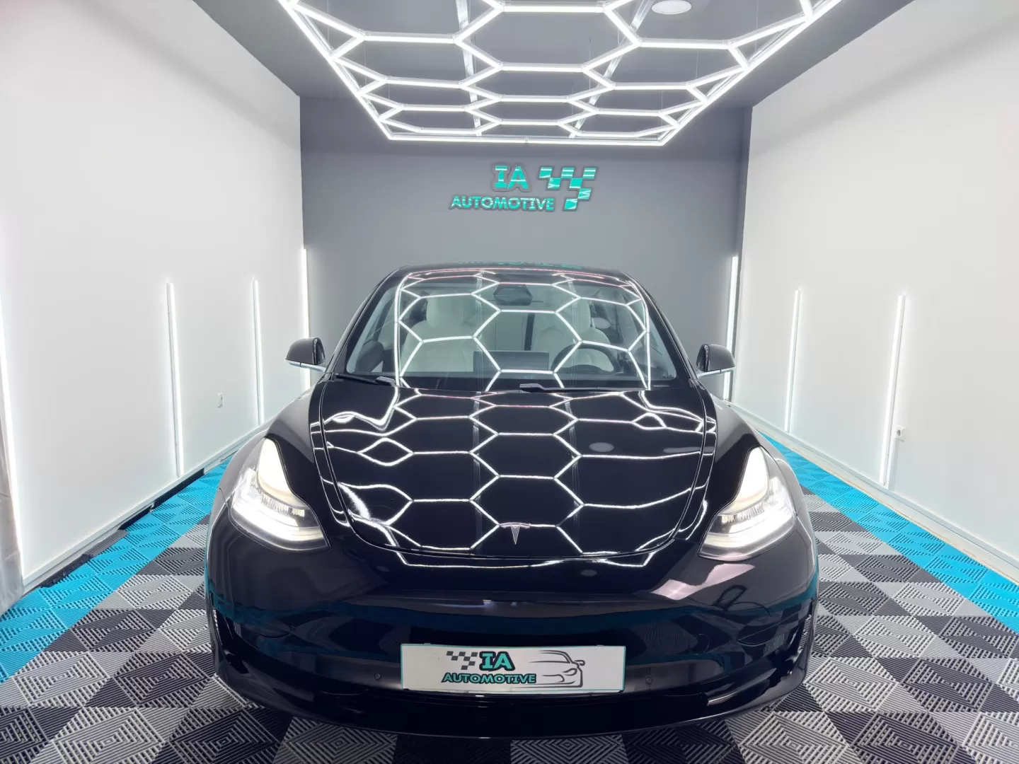Tesla Model 3 Standard RWD Plus - foto 2