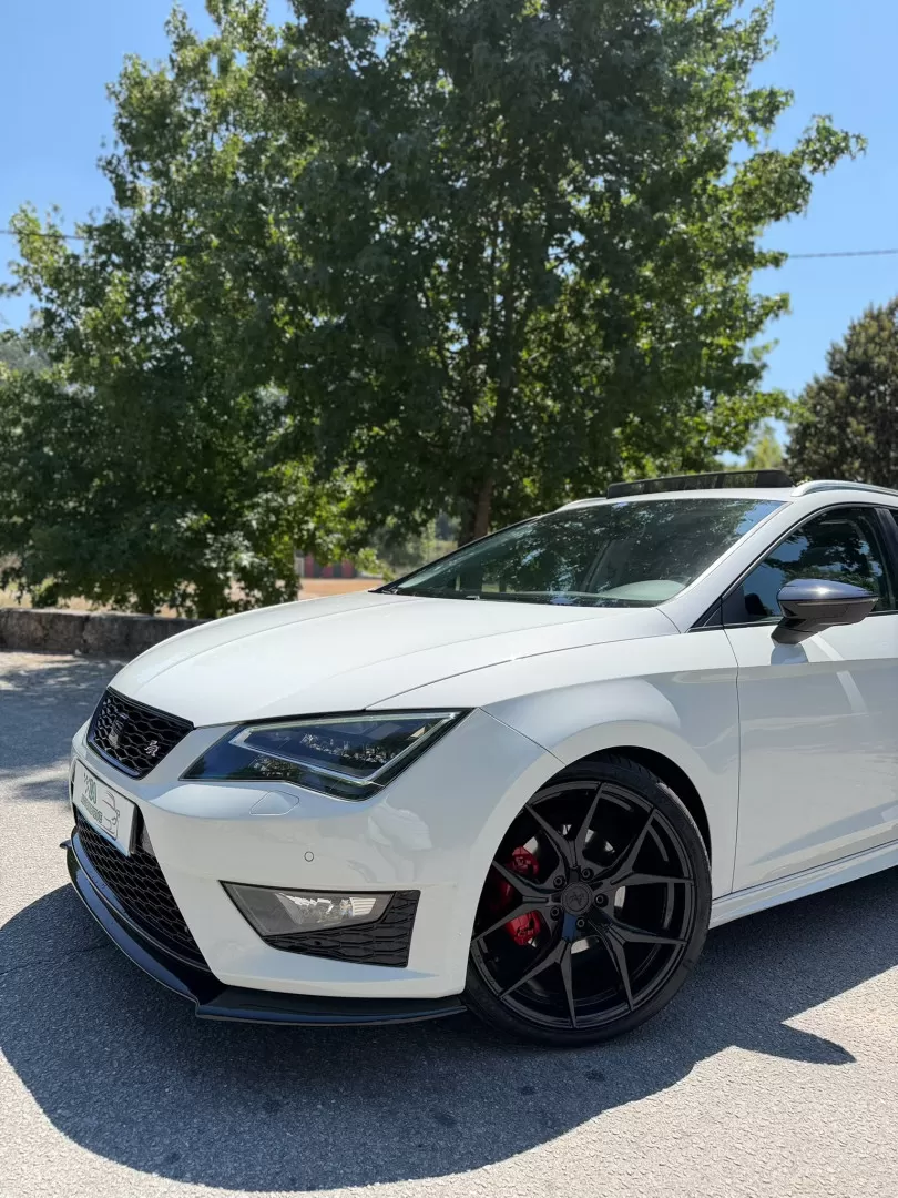Seat Leon ST 2.0 TDI Look Cupra - foto 3