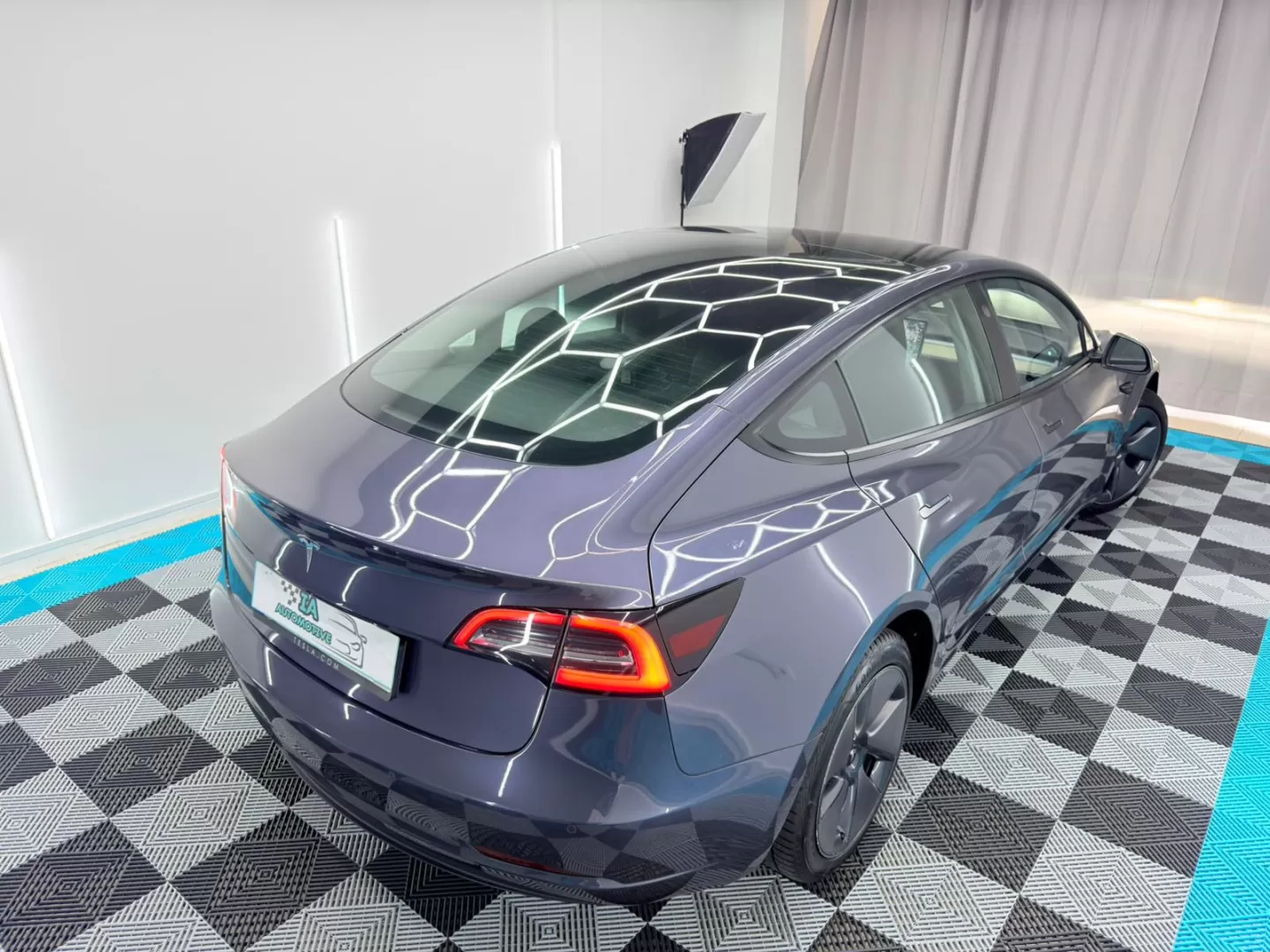 Tesla Model 3 Standard Range Plus RWD - foto 8