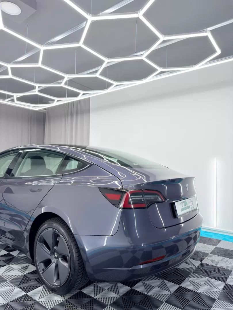 Tesla Model 3 Standard Range Plus RWD - foto 7